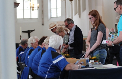 NIEUW: Pinnen in de kerk